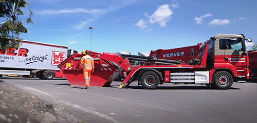 Absetzkipper beim Entladen